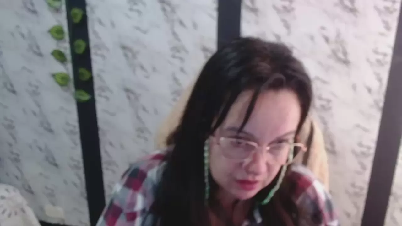 Mallybear_ from Cam4