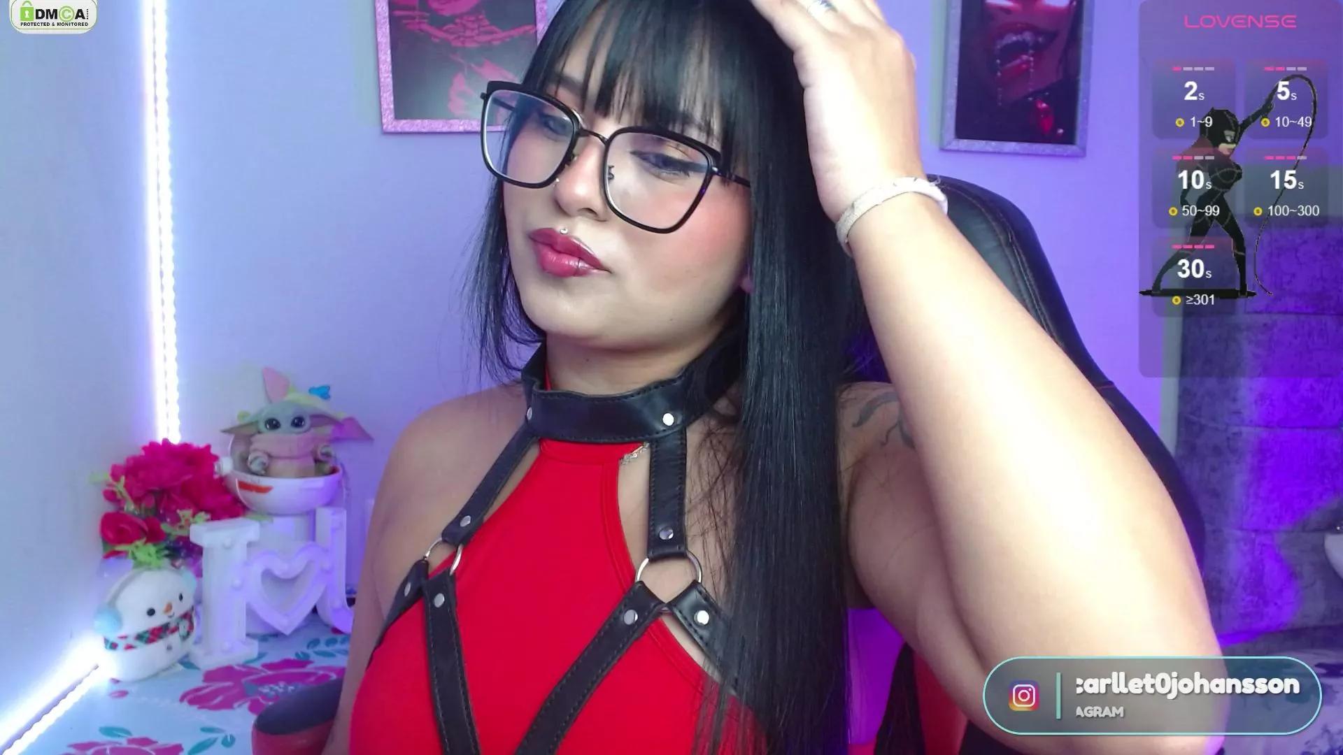 Miss_scarllet from Cam4