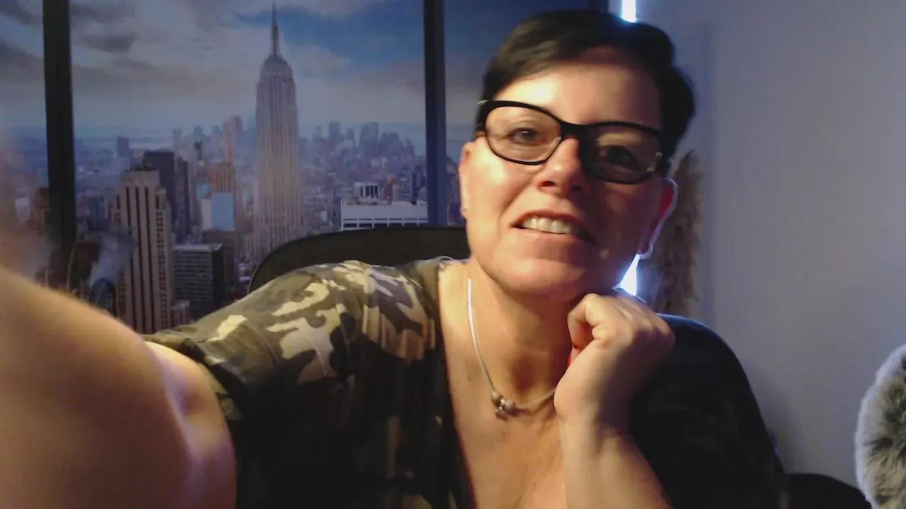 MollySun2 from Cam4
