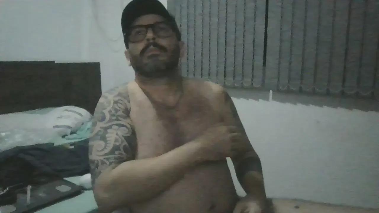 ParrudoParrudo from Cam4