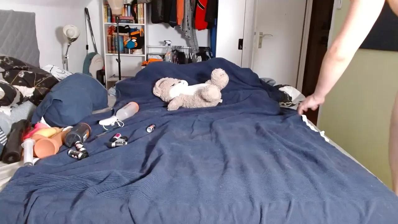 Pup_Quentin from Cam4