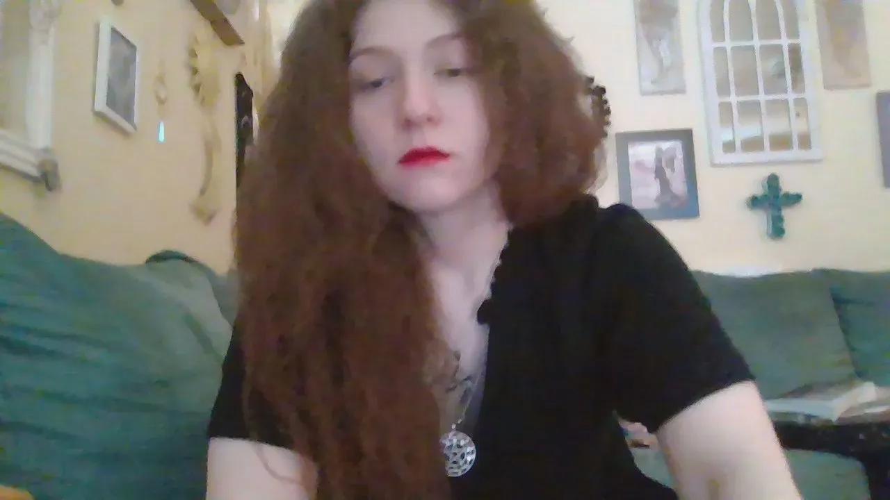 QueenCrimson from Cam4