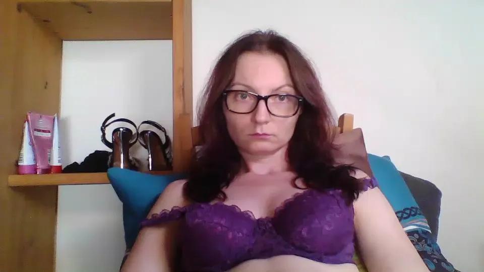 QueenDiva30 from Cam4