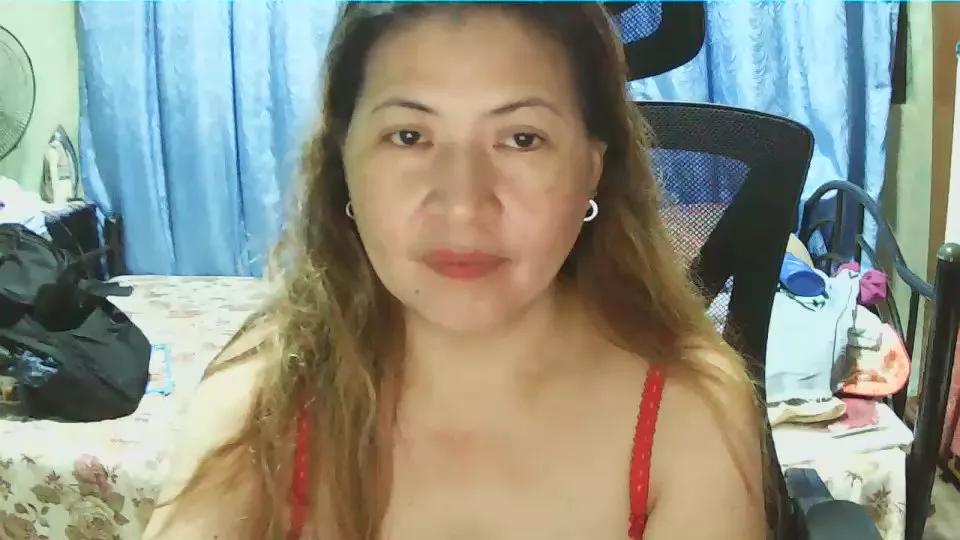 Sweety_babe77 from Cam4