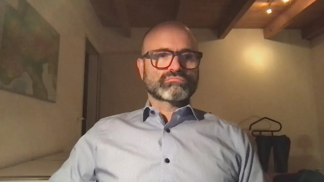 Swiss_man_69 from Cam4