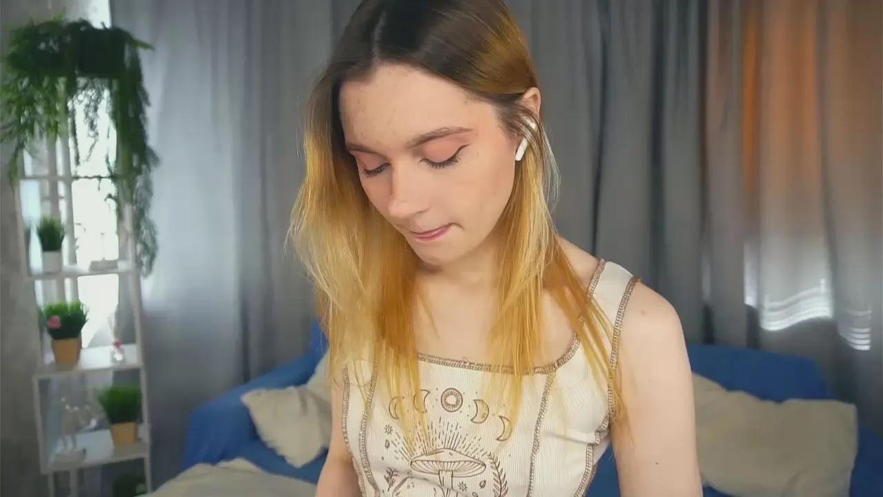 SynnoveAlison from Cam4