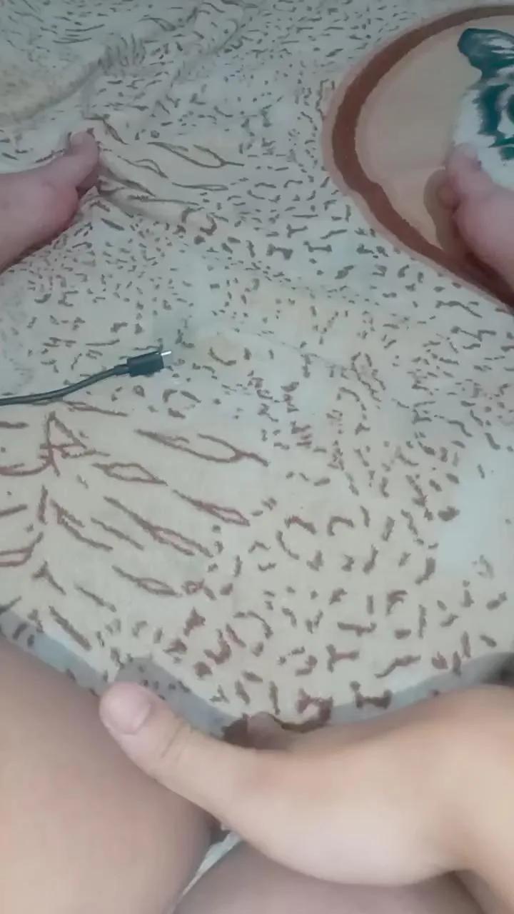 Tutti2pbuzz from Cam4