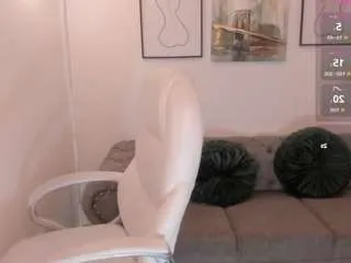 Aida-adams from CamSoda