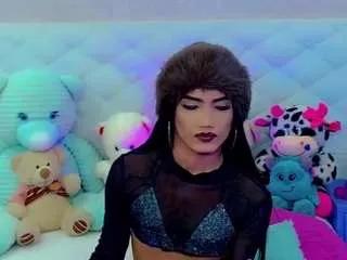 Alanna-dollsx from CamSoda