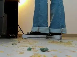 Alma-fenix from CamSoda