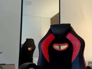 Alma-fenix from CamSoda