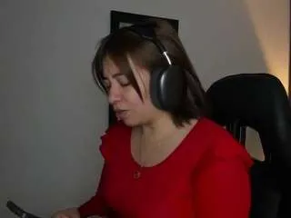 Alma-fenix from CamSoda