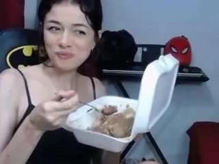 Anne-white from CamSoda