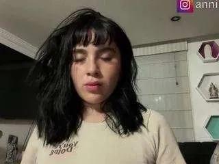 Annie-snow from CamSoda