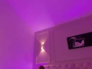 Anniemartinezz from CamSoda