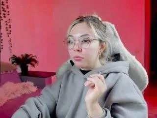 Anyapickles from CamSoda