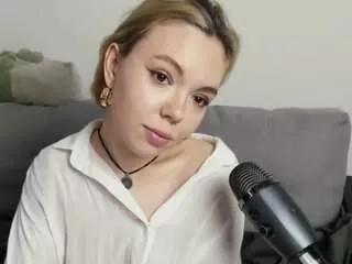 Anyapickles from CamSoda