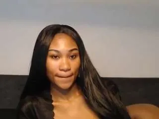 Asianbaddie from CamSoda