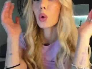 Bella-sweeet from CamSoda