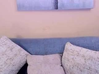 Bellamariex from CamSoda