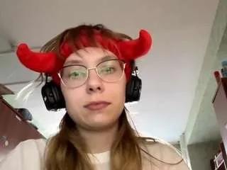 Bellcromuel from CamSoda