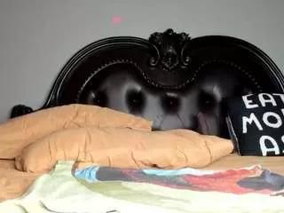 Bigbootysarenalove from CamSoda