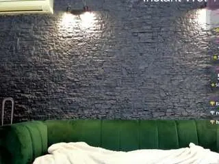 Boobzillaa from CamSoda