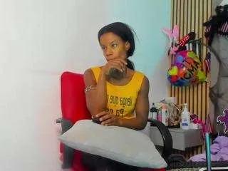 Daffnelewis from CamSoda