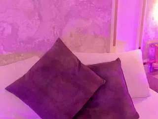 Doll-eyees from CamSoda