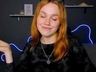 Ellie-fire from CamSoda