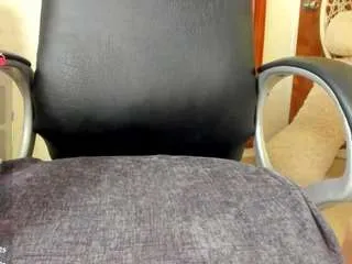 Emaarosse from CamSoda