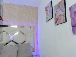 Emiily-brrown from CamSoda