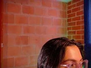 Emmarousse69 from CamSoda