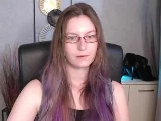 Emmatease94 from CamSoda