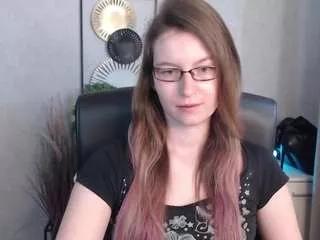 Emmatease94 from CamSoda