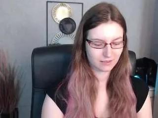 Emmatease94 from CamSoda