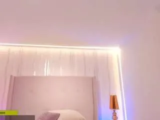 Emmily-z from CamSoda