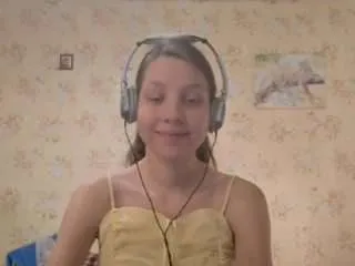 Evelineemard from CamSoda