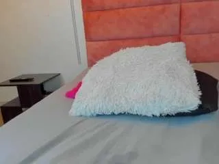 Hanna-lens from CamSoda