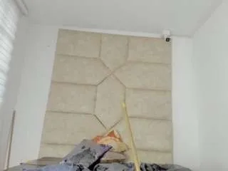 Hanna-lens from CamSoda