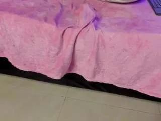 Hellzel-moon from CamSoda