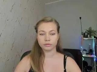 Holly95love from CamSoda