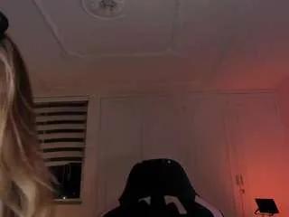 Jenna-bluee from CamSoda