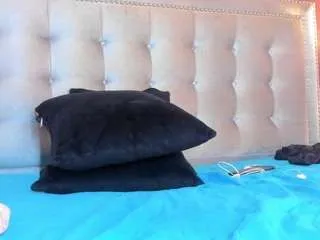 Jennagrey from CamSoda