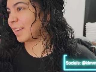 Kimmiakiss from CamSoda