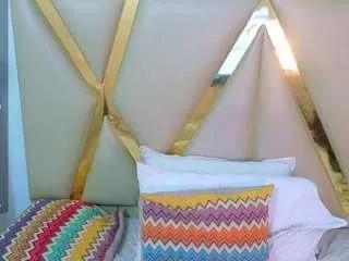 Kinkyhousewifee from CamSoda