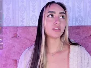 Liaa-18 from CamSoda