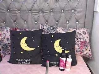 Lila-gummy from CamSoda