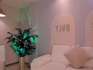 Liladior from CamSoda