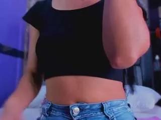 Lilapinky from CamSoda